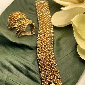 ❤️‍🔥vintage bracelet & earrings set Sarah Coventry